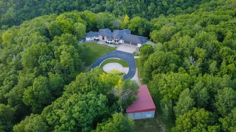 W10622 State Road 35 Prescott WI 54021