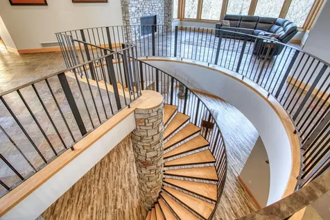 W10622 State Road 35 Prescott WI 54021