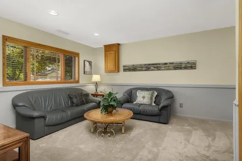 1255 Doe Circle White Bear Lake MN 55110