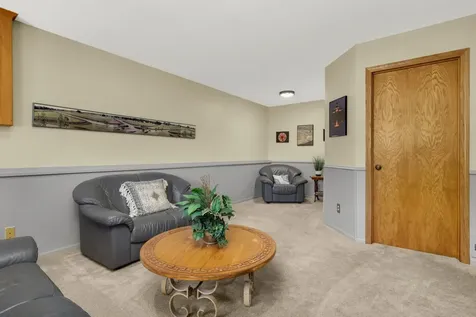 1255 Doe Circle White Bear Lake MN 55110