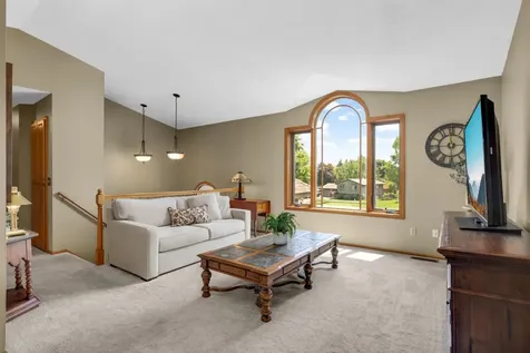 1255 Doe Circle White Bear Lake MN 55110