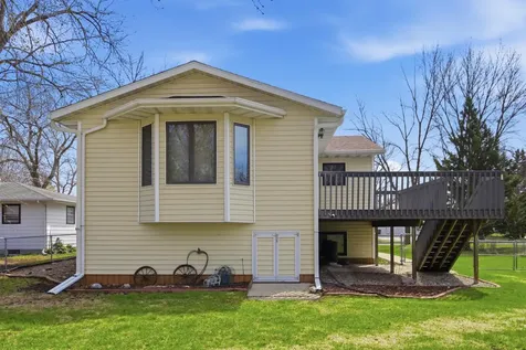 1109 9th Street N Moorhead MN 56560