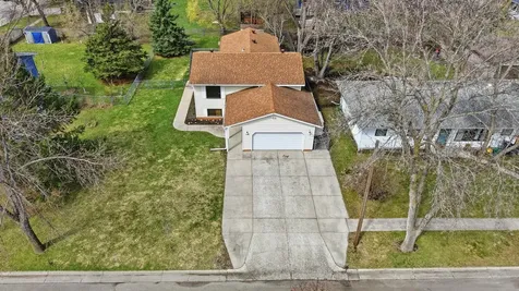 1109 9th Street N Moorhead MN 56560