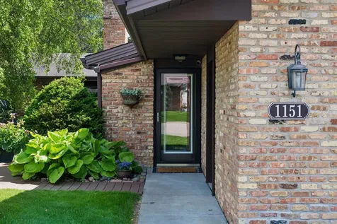 1151 Black Oaks Lane N Plymouth MN 55447