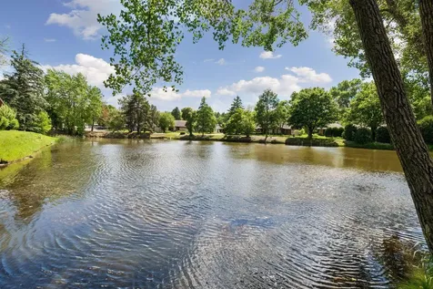 1151 Black Oaks Lane N Plymouth MN 55447