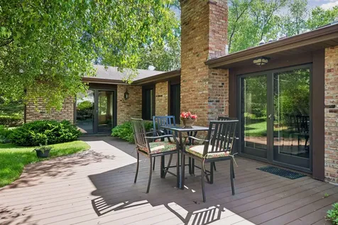 1151 Black Oaks Lane N Plymouth MN 55447