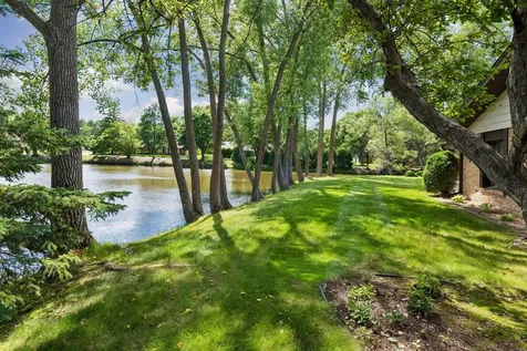 1151 Black Oaks Lane N Plymouth MN 55447