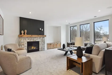 10377 Mallard Drive Victoria MN 55318