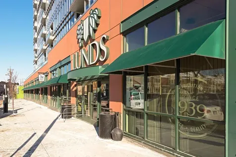 101 Main Street NE Minneapolis MN 55413