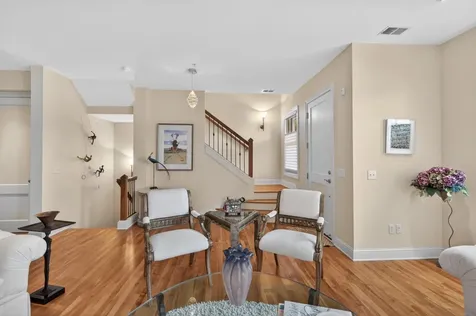 101 Main Street NE Minneapolis MN 55413