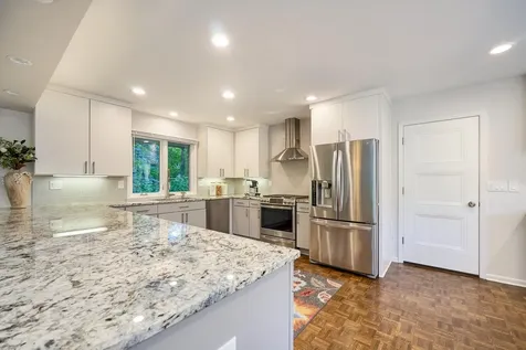 20300 Knightsbridge Road Excelsior MN 55331