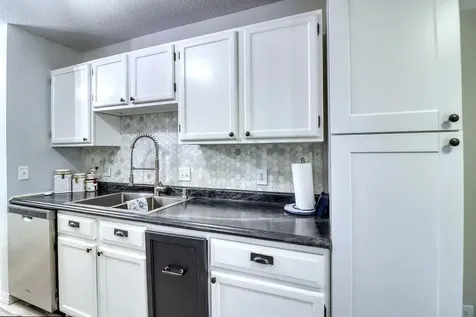3407 Cherry Lane N Fargo ND 58102