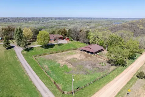 29558 Pumpkin Hill Road Le Sueur MN 56058