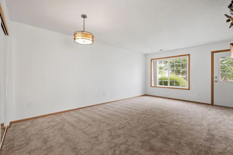 6276 158th Street W Apple Valley MN 55124