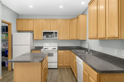 4770 Underwood Lane N Plymouth MN 55442
