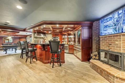 700 62nd Avenue N Moorhead MN 56560