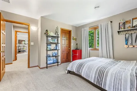 700 62nd Avenue N Moorhead MN 56560