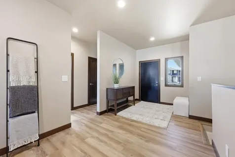 4257 Pine Parkway S Fargo ND 58104
