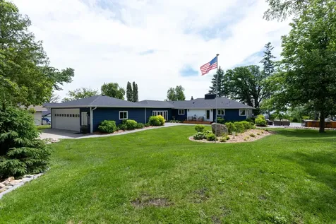 51313 Knoll Road Pelican Rapids MN 56572