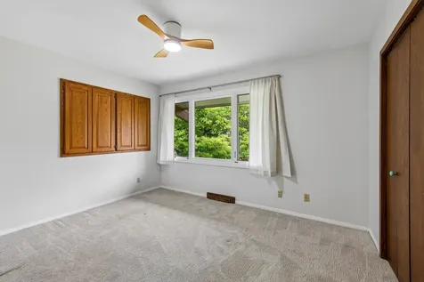 4860 Kingsberry Lane Minnetonka MN 55345