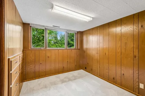 4860 Kingsberry Lane Minnetonka MN 55345