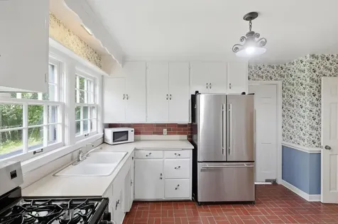 4308 Glencrest Road Golden Valley MN 55416
