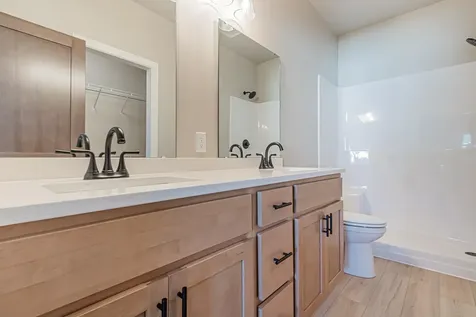 5846 James Drive W West Fargo ND 58078