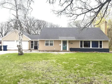 1039 W Summit Avenue Fergus Falls MN 56537