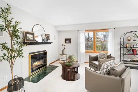 1504 Minneapolis Avenue Duluth MN 55803