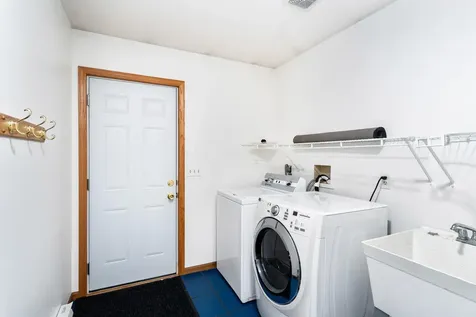 1504 Minneapolis Avenue Duluth MN 55803