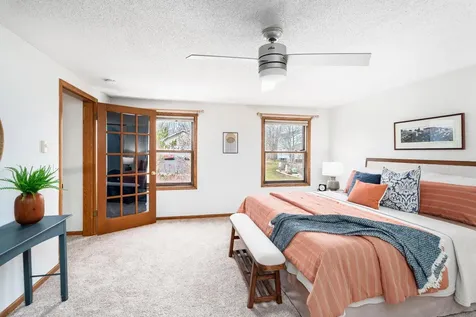 1504 Minneapolis Avenue Duluth MN 55803