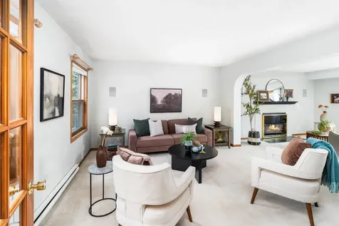 1504 Minneapolis Avenue Duluth MN 55803