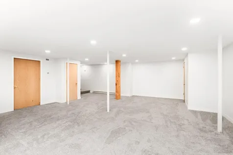 1504 Minneapolis Avenue Duluth MN 55803