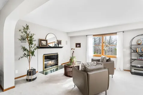 1504 Minneapolis Avenue Duluth MN 55803