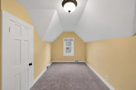 1008 Cook Avenue E Saint Paul MN 55106