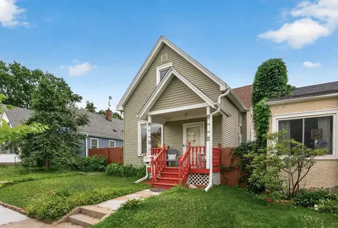 1008 Cook Avenue E Saint Paul MN 55106