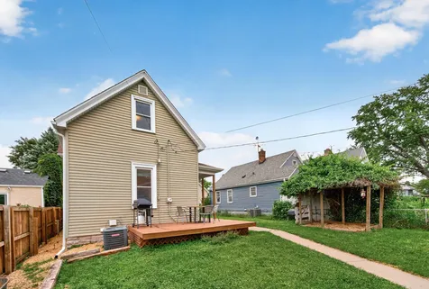 1008 Cook Avenue E Saint Paul MN 55106