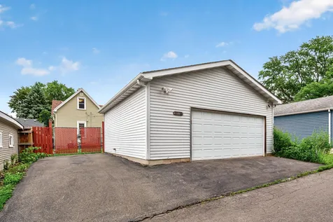 1008 Cook Avenue E Saint Paul MN 55106