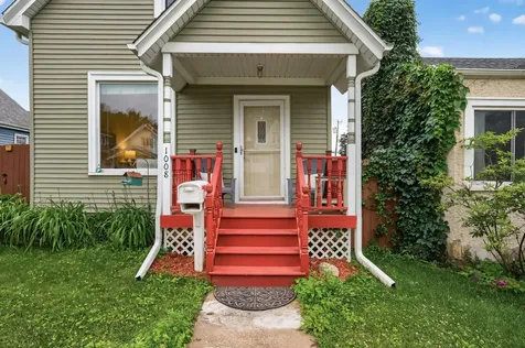 1008 Cook Avenue E Saint Paul MN 55106