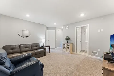 21902 Denton Avenue Farmington MN 55024
