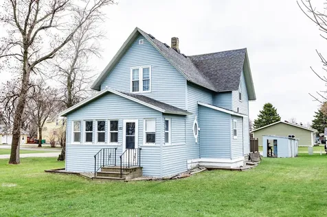 182 3rd Street N Casselton ND 58012