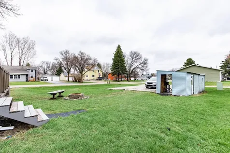 182 3rd Street N Casselton ND 58012