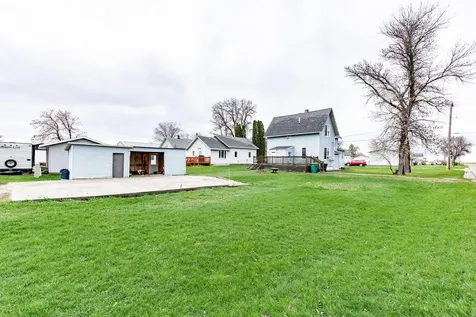 182 3rd Street N Casselton ND 58012