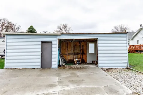 182 3rd Street N Casselton ND 58012