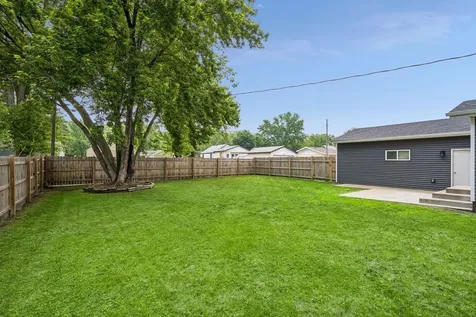 224 37th Avenue N Saint Cloud MN 56303