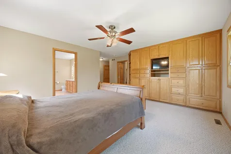 1856 County Road 37 NE Buffalo MN 55313