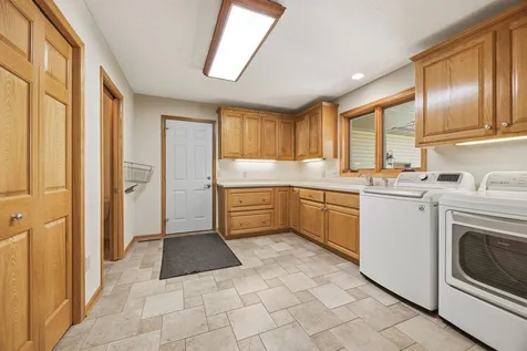 1856 County Road 37 NE Buffalo MN 55313