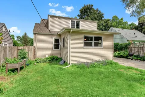 4539 Quail Avenue N Robbinsdale MN 55422