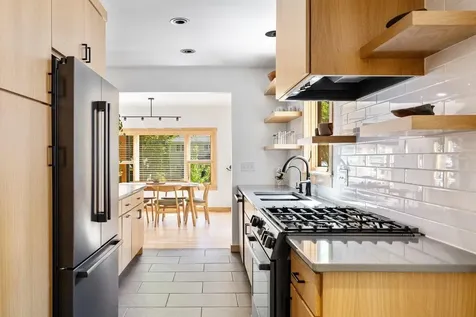 5344 Chowen Avenue S Minneapolis MN 55410