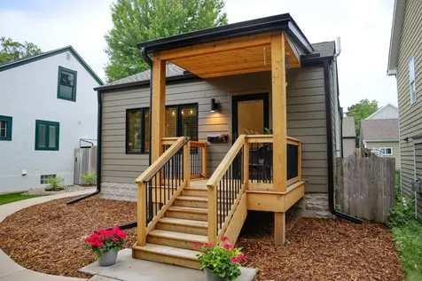 5344 Chowen Avenue S Minneapolis MN 55410